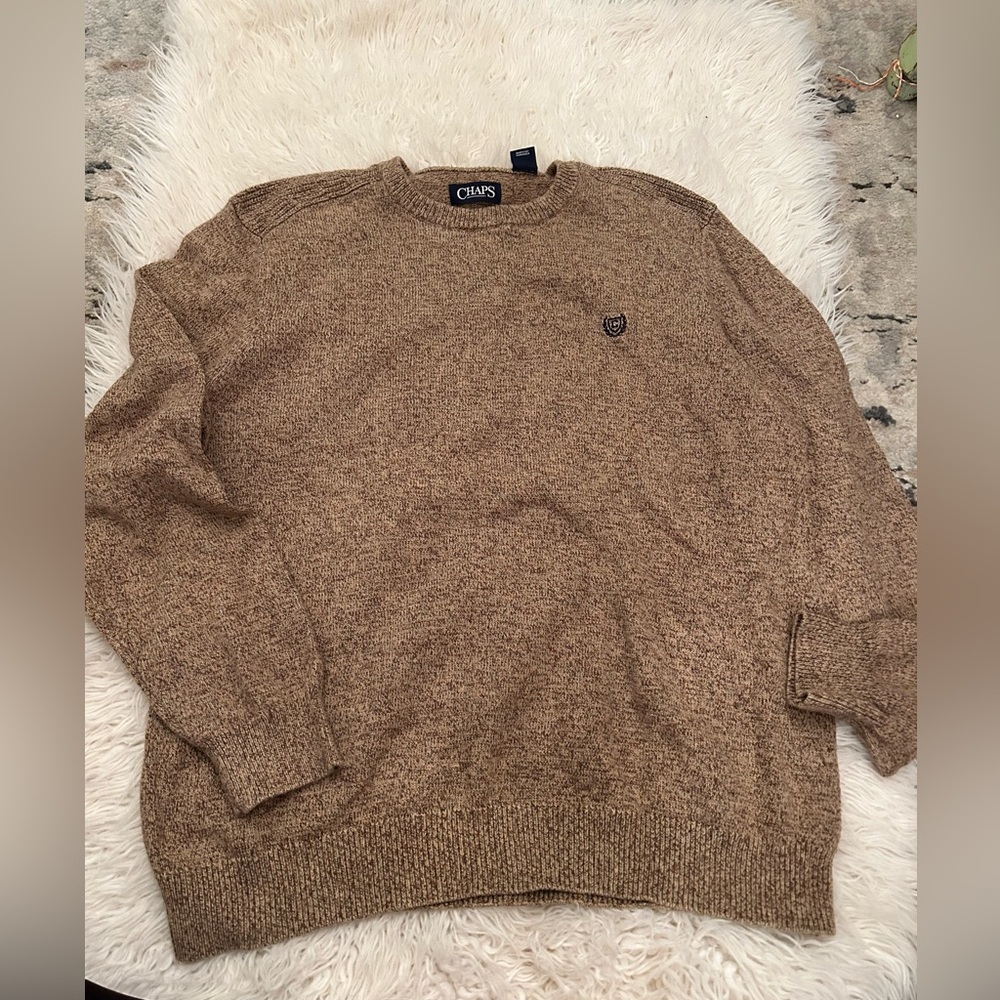 Chaps Men's Tan Crewneck Sweater